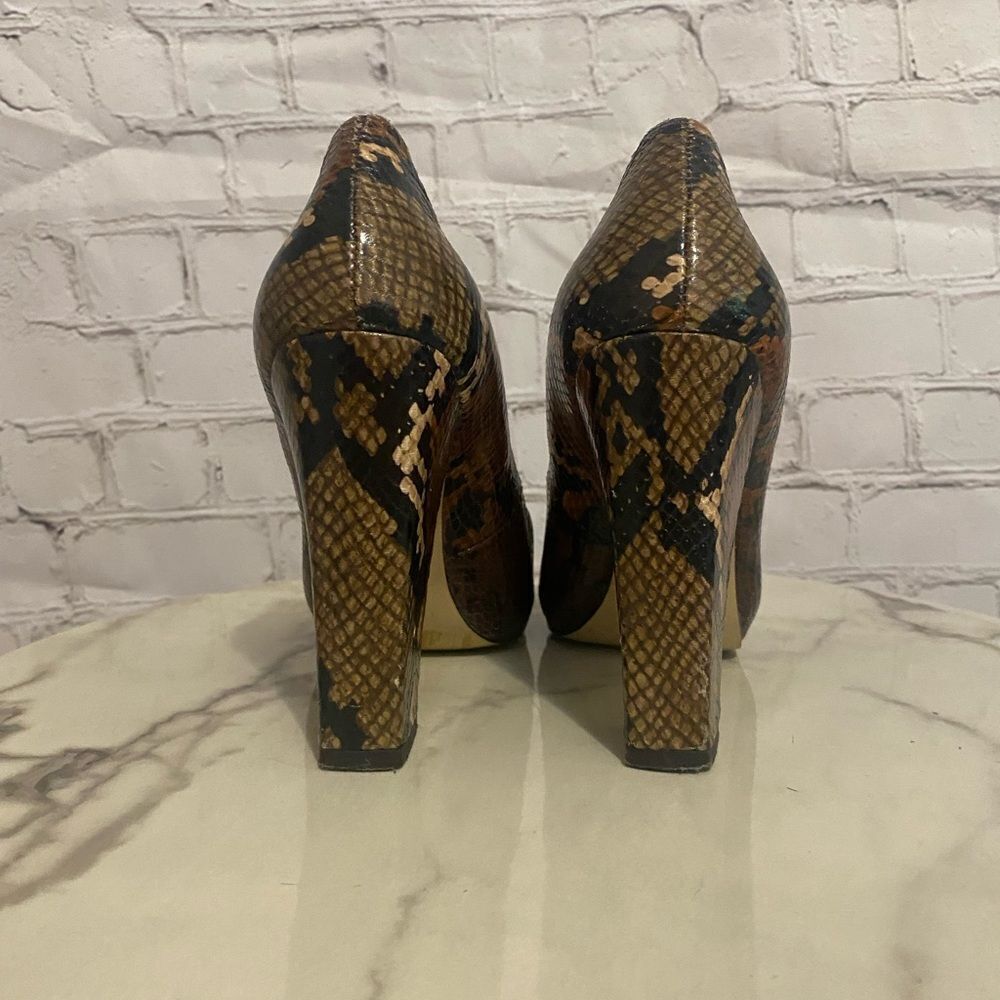 Women’s snake print heels - Picture 4 of 7